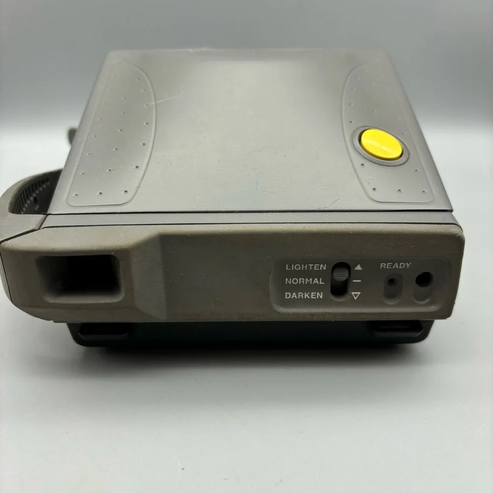 Polaroid Spectra 2/ Swinger Model 20‎ Instant Film Camera Untested - Picture 3 of 15